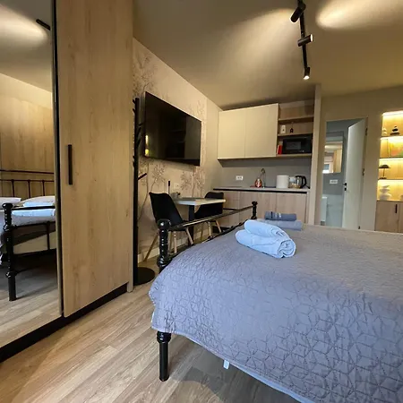 Piazza Center Chic App - Enjoy Travel * Τίρανα